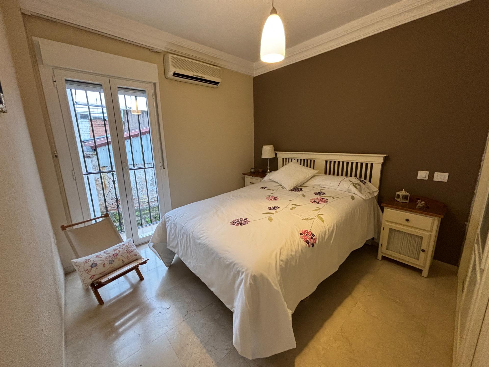 Piso en zona Santa Marina con garaje y trastero - foto 3