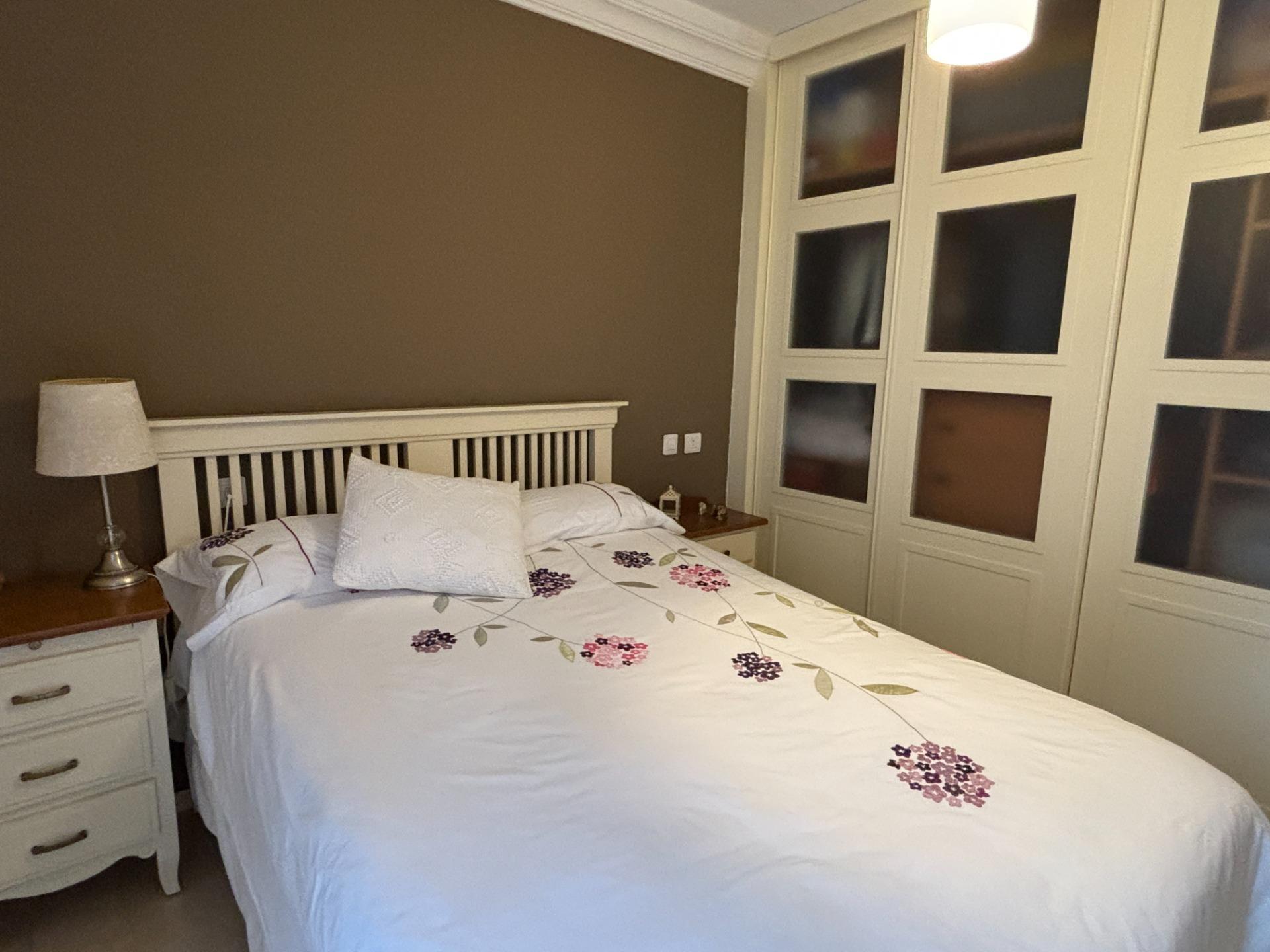 Piso en zona Santa Marina con garaje y trastero - foto 14