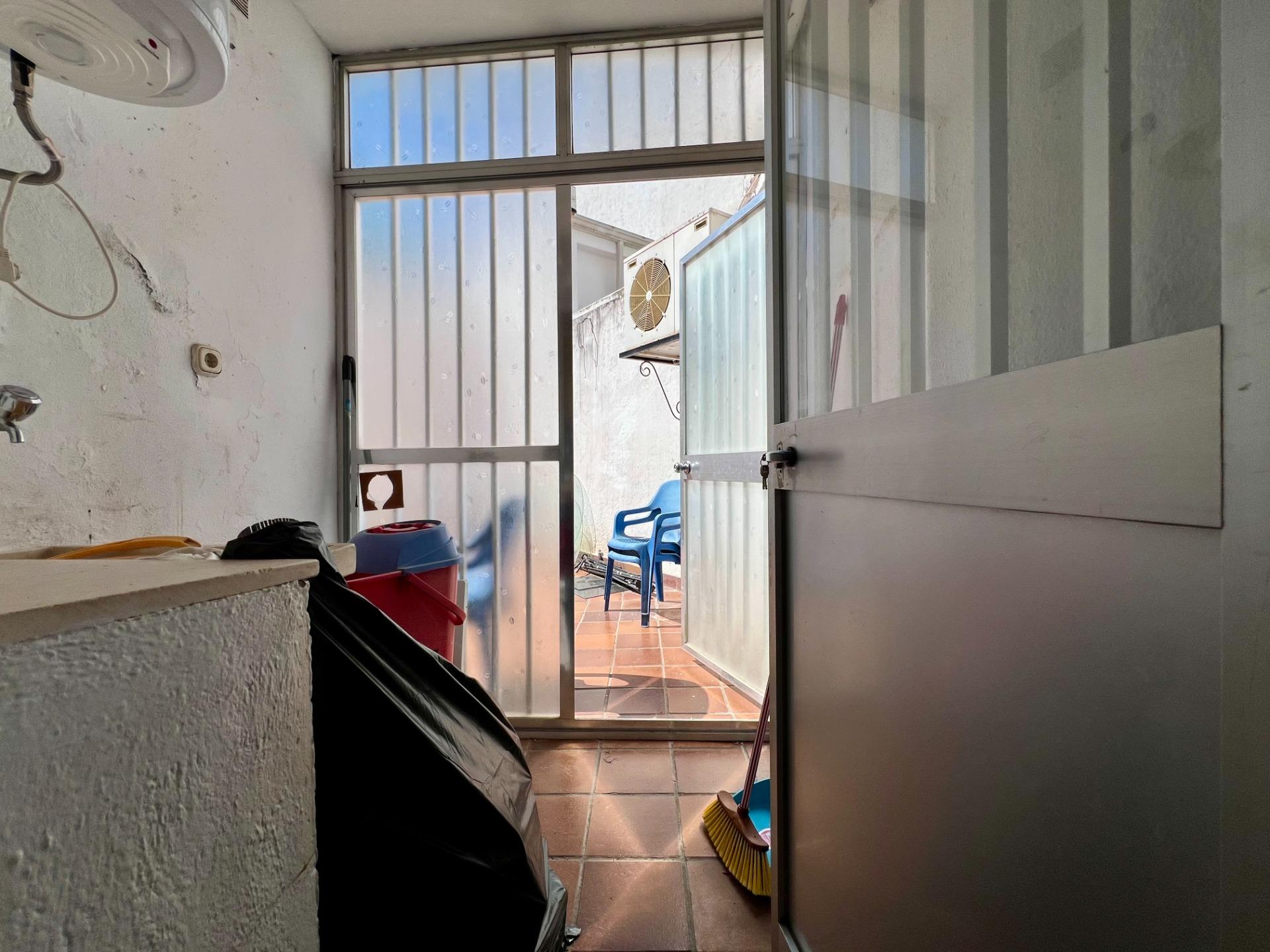 E. AMPLIO Y TRANQUILO PISO EN VILLAFRANCA - foto 19