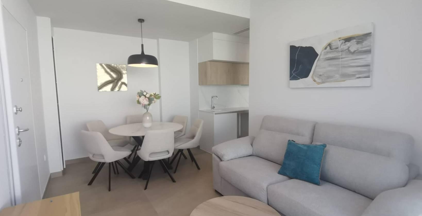 Ático de obra nueva “Key Ready” a solo 60 metros de la playa - foto 3