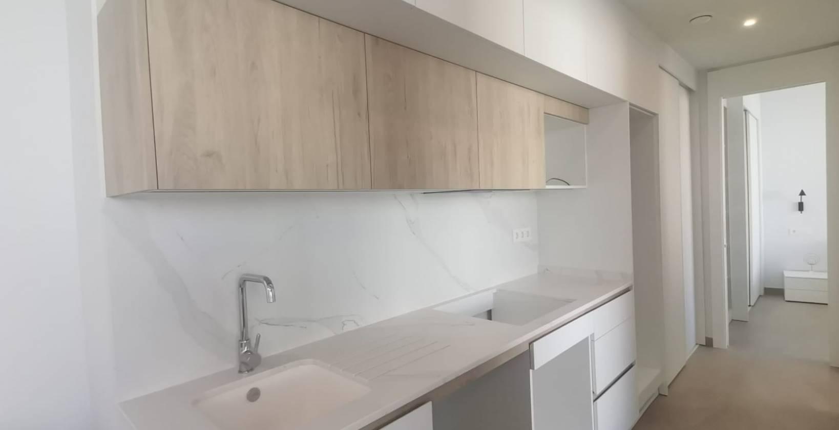 Ático de obra nueva “Key Ready” a solo 60 metros de la playa - foto 5