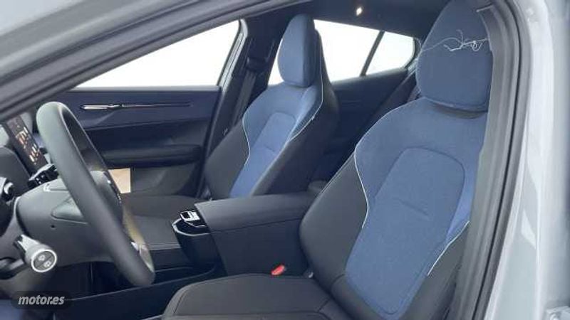 Volvo EX30 - foto 10