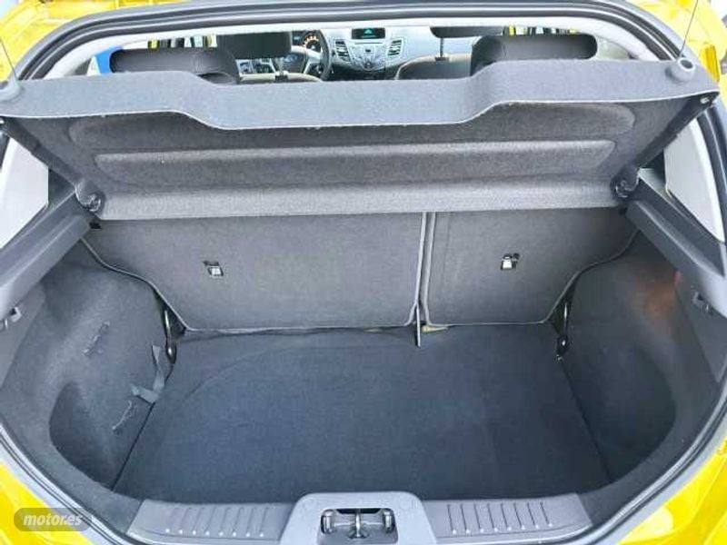 Ford Fiesta - foto 13